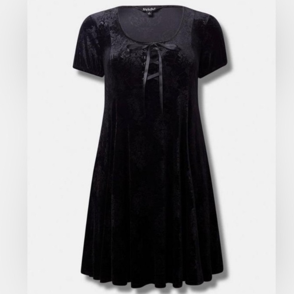 Torrid NEW 3X Nightfall Goth Embossed Velvet Skull Fit & Flare Lace Up Dress